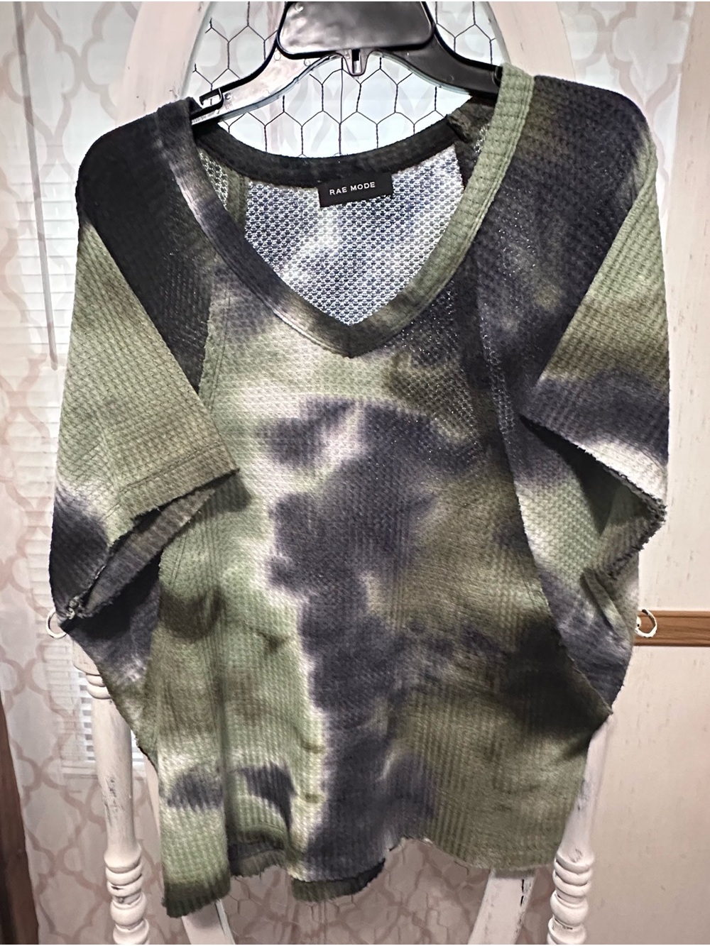 Rae Mode Olive & Black Tie-Dye V-Neck Waffle Top